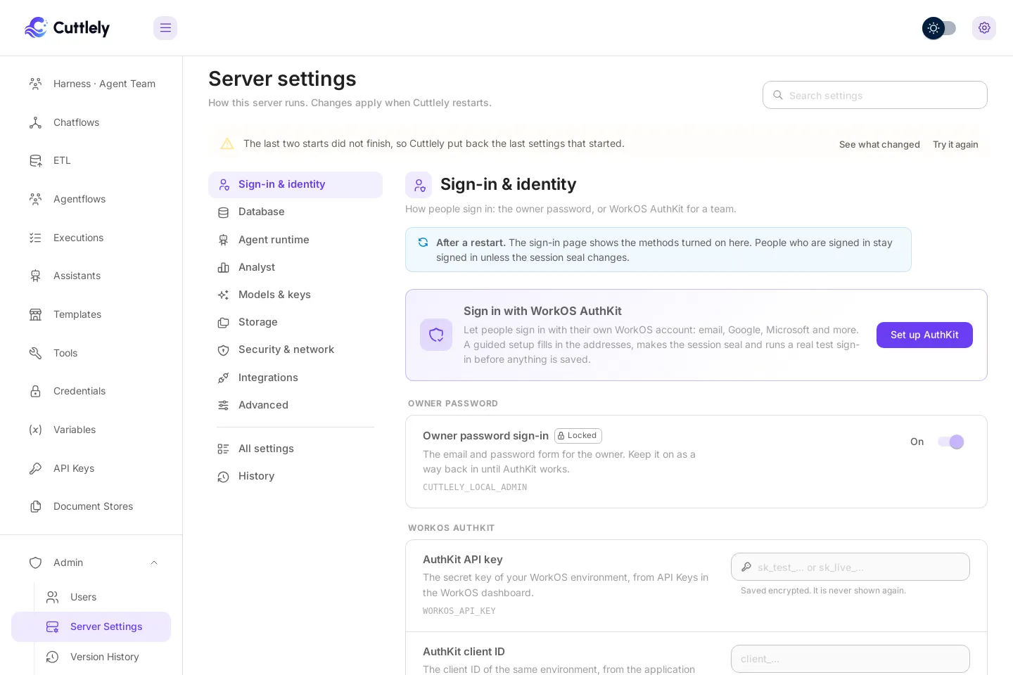 The safe boot banner at the top of Server settings: The last two starts did not finish, so Cuttlely put back the last settings that started. It offers See what changed and Try it again.
